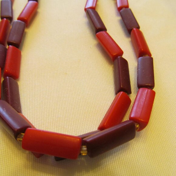 VINTAGE ELONGATED RED BEADS 38" LONG WEAR 1 STRAND OR WRAP FOR A DOUBLE STRAND ! - Picture 11 of 16